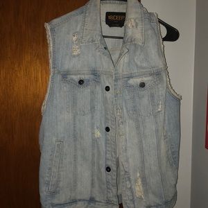 10 Deep denim vest